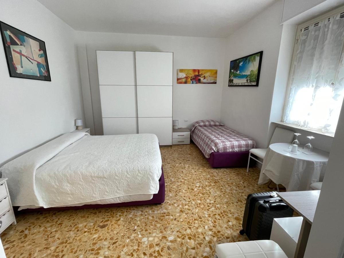 Joys House Panzió Bergamo Kültér fotó